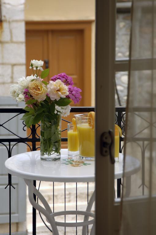Guesthouse Corali Hydra  Bagian luar foto