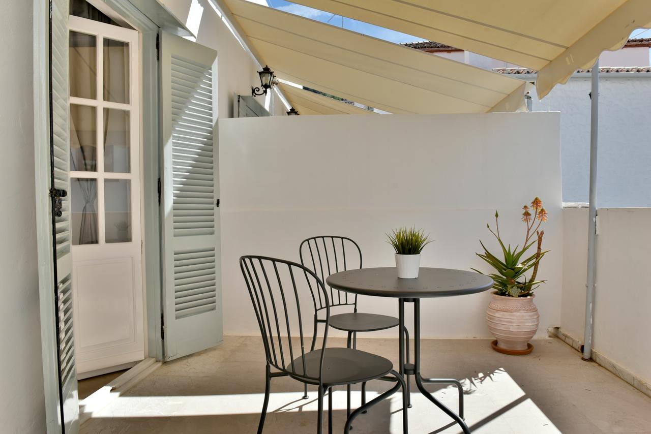 Guesthouse Corali Hydra  Bagian luar foto