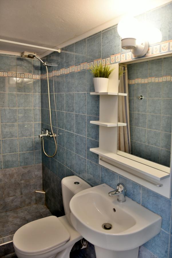 Guesthouse Corali Hydra  Bagian luar foto