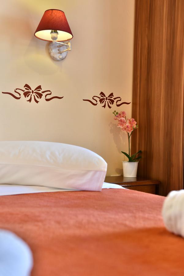Guesthouse Corali Hydra  Bagian luar foto